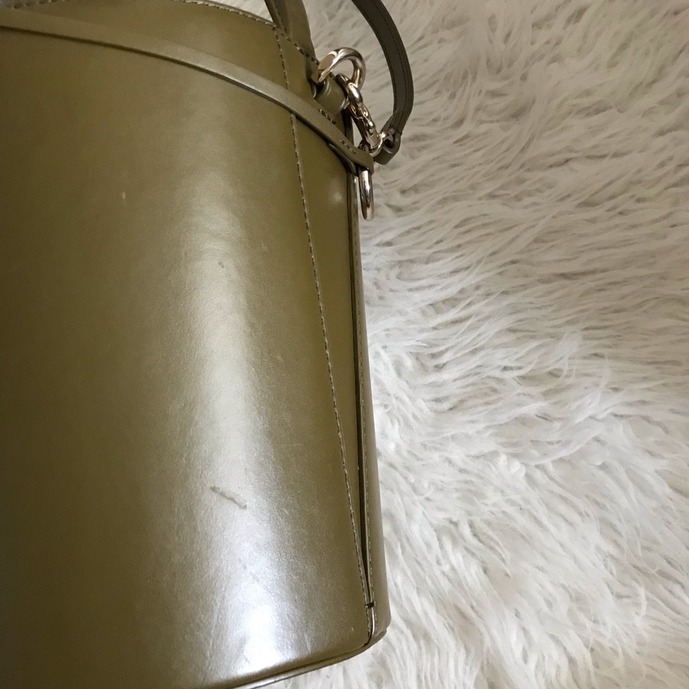 Cafune Backet Bag - Picture 3 of 8